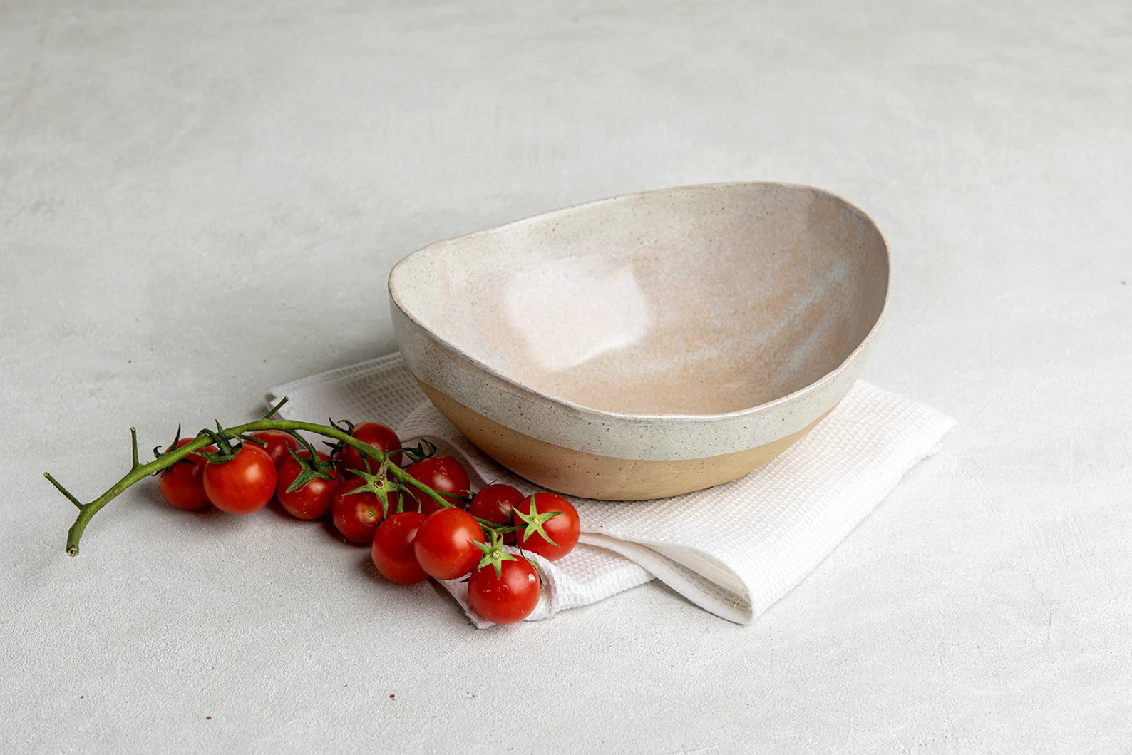 Large Oval Handmade Turquoise-Blue Ceramic Salad Bowl, Unique Wedding Gift, Terracotta Pottery Ru... | Etsy (US)